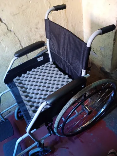 Cadeira de rodas Dellamed Sup 100kg entrego Atacadão Av B reis