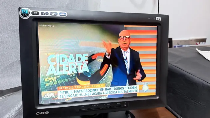 TV CCE 14? em cores