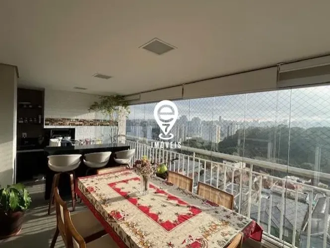 Apartamento de 3 quartos com 2 suítes, frente, 105 m² em Cambuci Financia