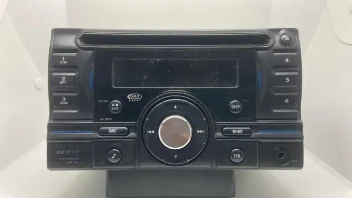 Rádio Automotivo Cd Player Clarion Sportage DUZ 385SAT No Estado