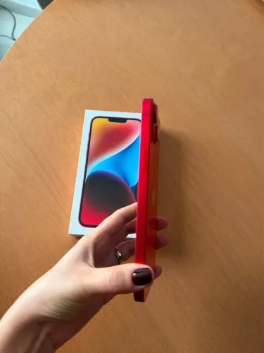 Vende-se iPhone 14 Plus 256gb
