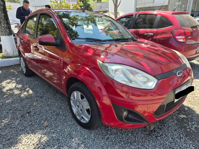 Ford Fiesta Sedan 1.6 16V Flex Mec. 2014