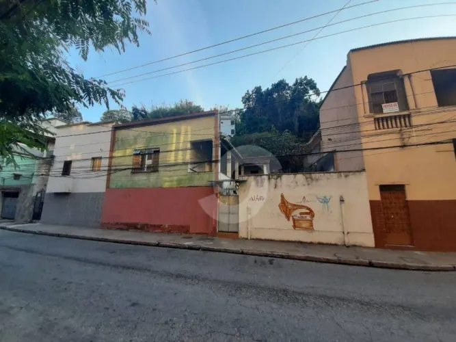 Casa em São Domingos de 220 m² - Niterói/RJ