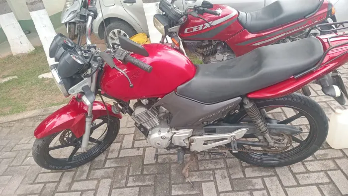 Vendo ou troco por moto da Honda