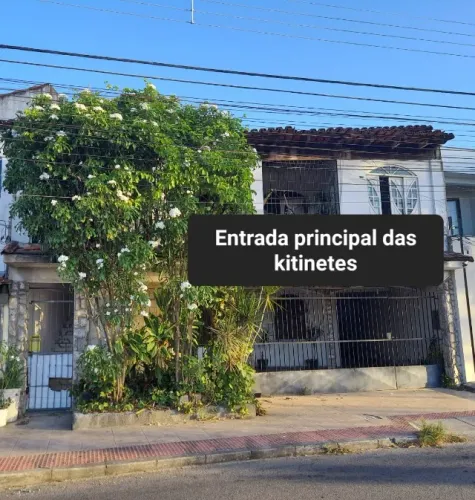 Quitinete com água e luz incluídos no valor