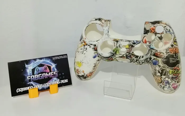 Capa de Controle PS4. Usada 