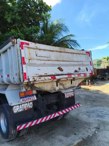 Cocho basculante a venda 
