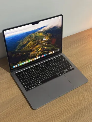 MacBook Air 13? 2022 M2/8GB/250GB - Bateria 84%