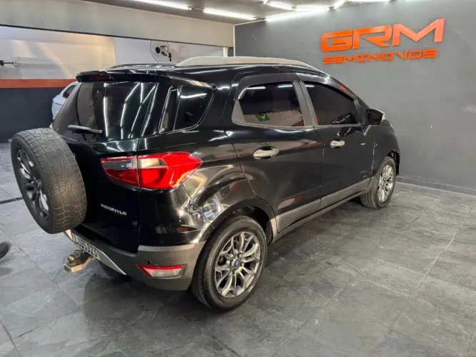 Ford Ecosport Freestyle 1.6 16V Flex 5P 2014
