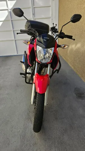 Cg Fan 160 semi nova, apenas 11000 km rodados.