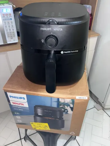 AIRFRYER PHILIPS WALITA PRETA PRATICAMENTE NOVA NA CAIXA - OPORTUNIDADE DE DESAPEGO