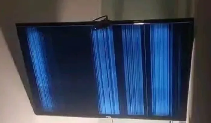 Smart tv TCL tela com defeito