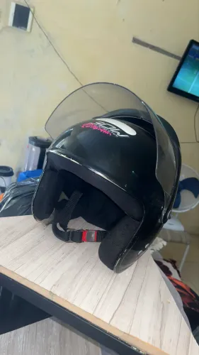 Capacete