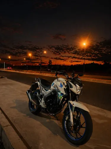 CB TWISTER 250F 2016