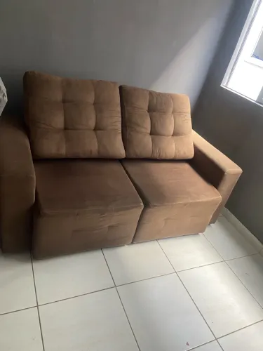 Sofá Retratio Marrom