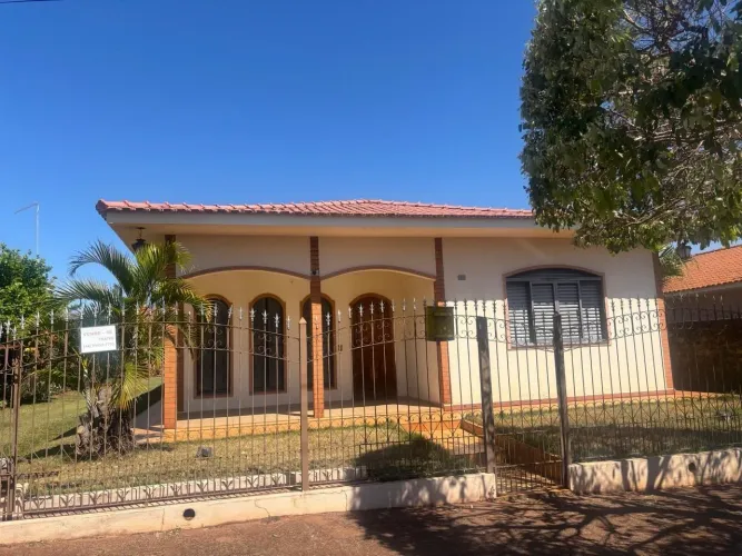 Venda - Residência no Centro de Flórida - PR