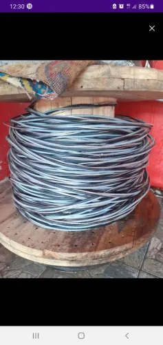Cabo de 10 mm triplex.