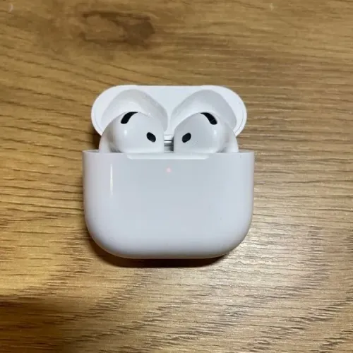 AirPods 4 ANC