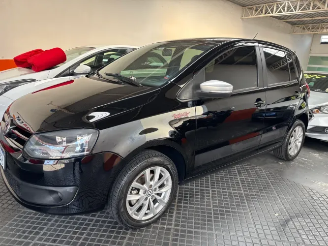 Volkswagen Fox Rock IN RIO 1.6 MI Total Flex 8V 5P 2014