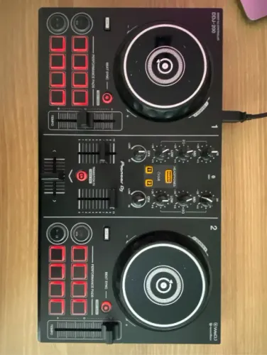 PIONEER DDJ - 200 (CONTROLADORA) 