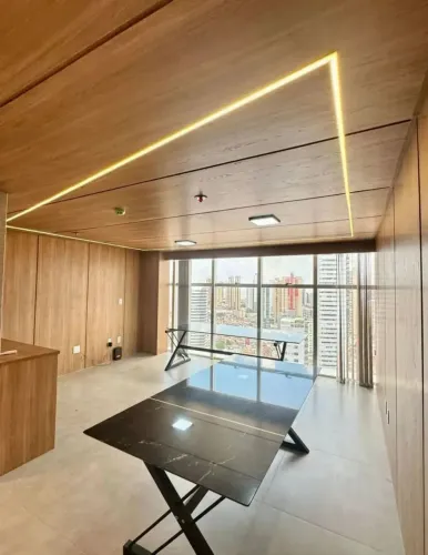 London Business - 27º andar - Umarizal