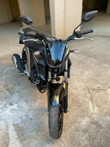 FAZER 250-2021/2022