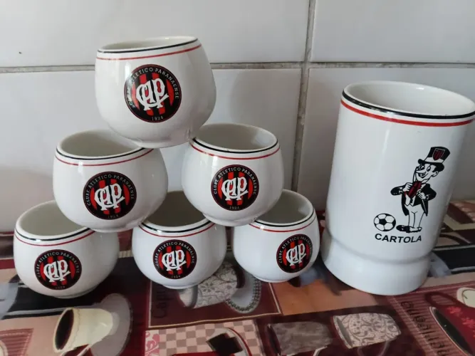 Conjunto de cerâmica. Club Atlhetico Paranaense