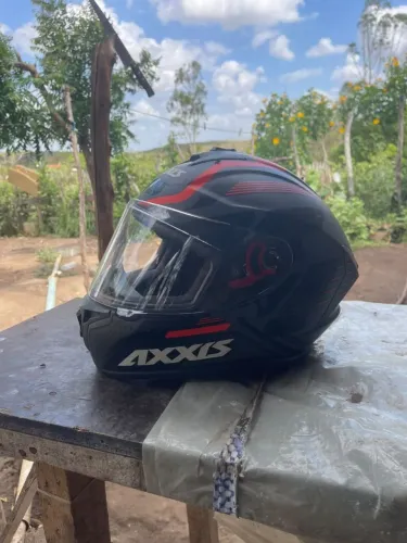 Capacete, modelo (AXXIS)