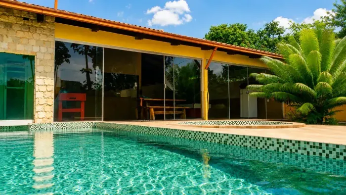 Troco chácara completa por casa em Anápolis
