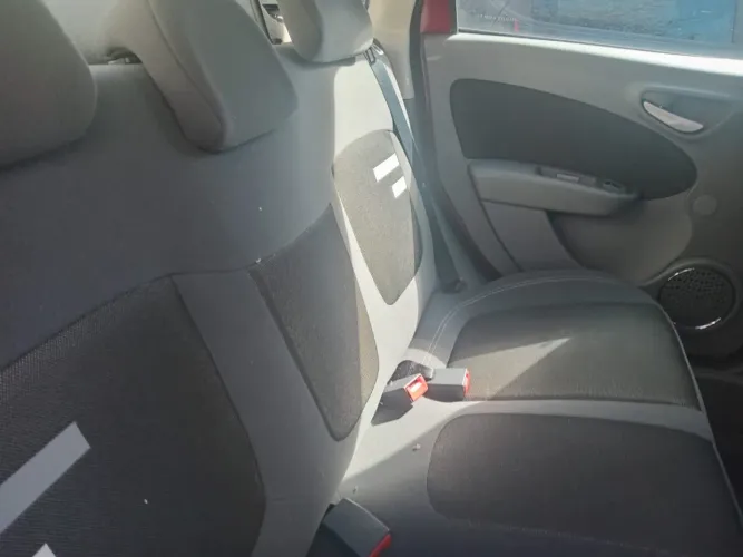 Fiat Grand Siena Essence Dual. 1.6 Flex 16V 2013