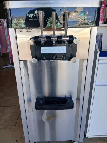 Maquina de Sorvete Logrosoft 