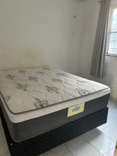 400, 00 Cama box para venda