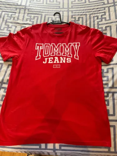 Camiseta Tommy Hilfiger, Original