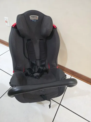 Vendo cadeirinha Matrix Evolution K Burigotto