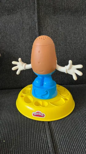 Boneco batata  para  brincar  com  massinhas