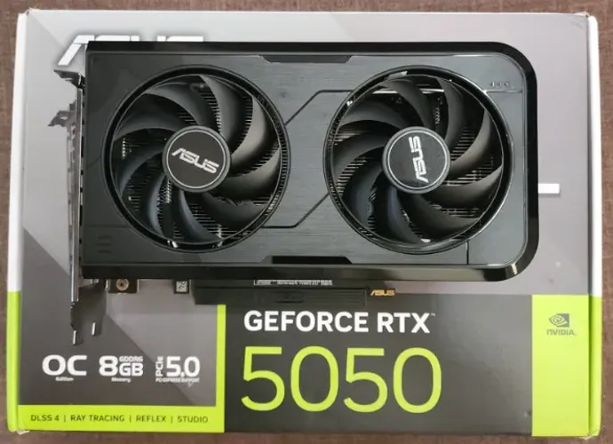Placa de Vídeo ASUS Nvidia GeForce RTX 5050 OC Edition 8GB