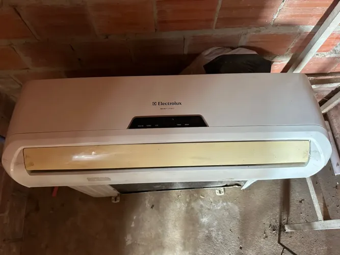 Vende-se ar condicionado electrolux 12000 btu