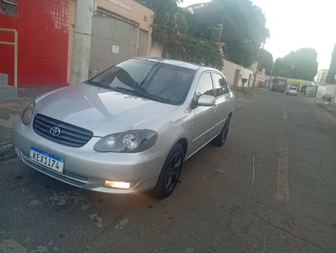Toyota Corolla XLI 1.6 16V 110cv Mec. 2003