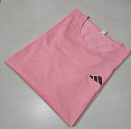 Camiseta adidas adizero | feminina