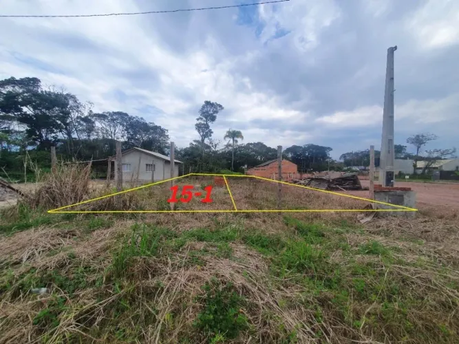 Lote em Itapoá S. No Balneário Itamar.