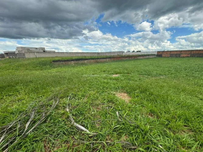 Terreno com 1.000 m² no Residencial Mário Franco, em Uberaba/MG.
