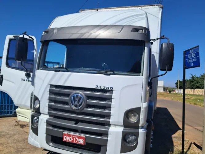 VW 24.280 BAU 10 MTS
