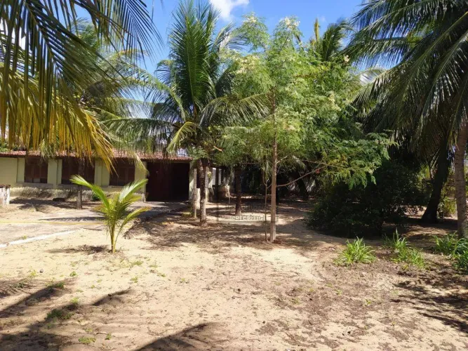 Terreno com casa à venda, 2073 m² - Pajuçara - Natal/RN - AR0001