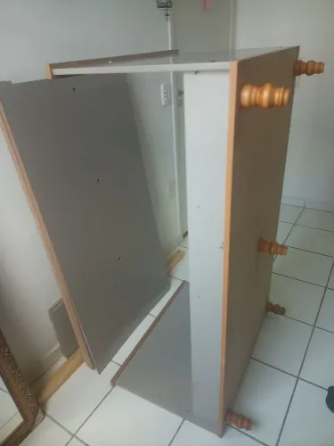Berço americano semi novo  completo sem colchão.
