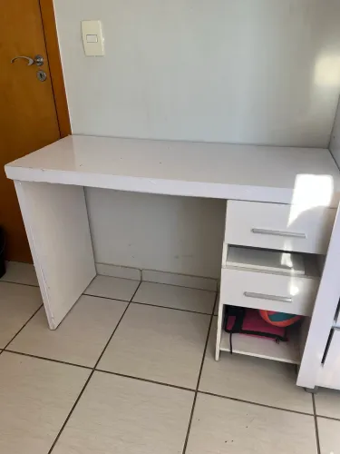 mesa escrivaninha