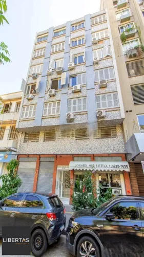 Studio reformado e mobiliado a 100m da UFRGS - Rua Desembargador André da Rocha