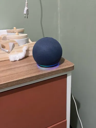 Alexa Amazon Echo Dot (5ª Geração) na cor Azul