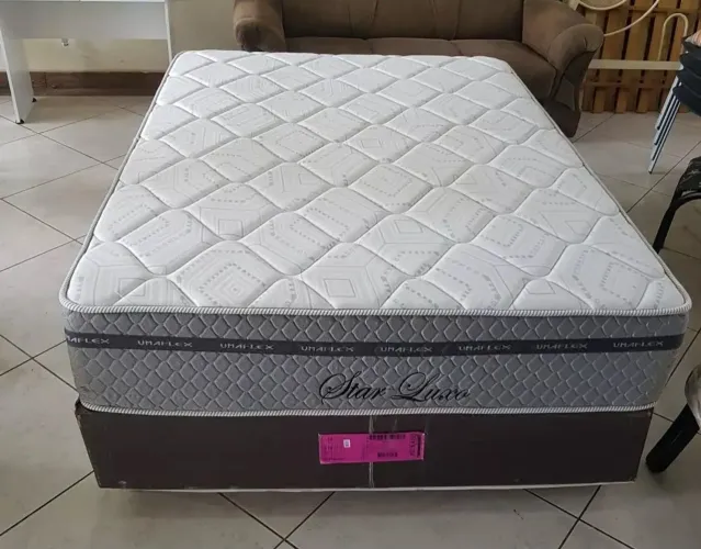 Cama casal novas e usadas