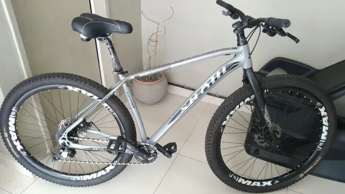Bike show nextep top