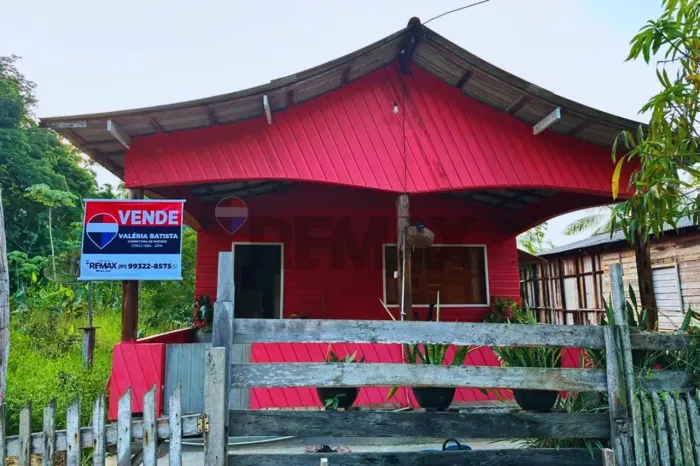 "Encontre sua nova casa moderna em Breves, PA"
